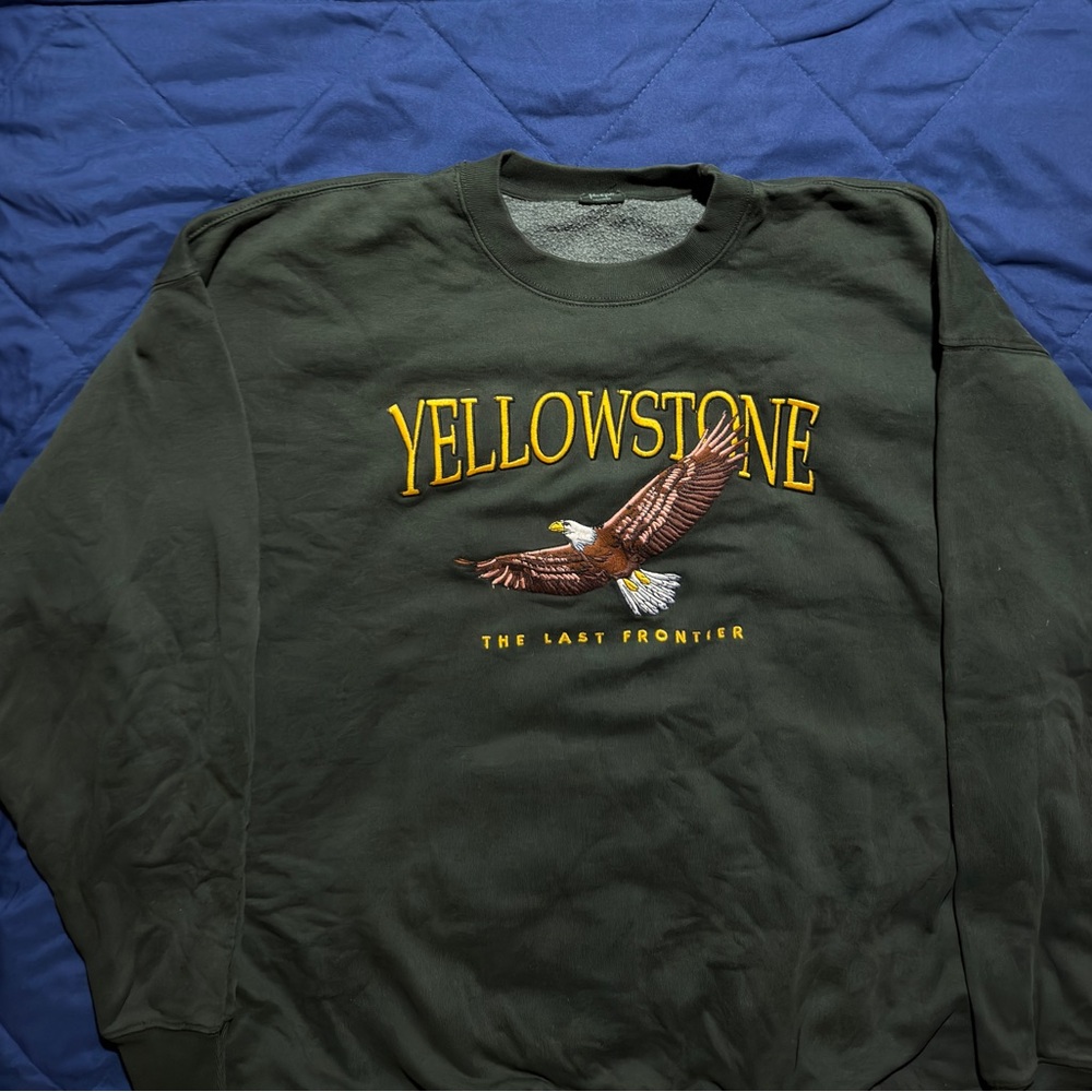 brandy pullover - Picture 2 of 3